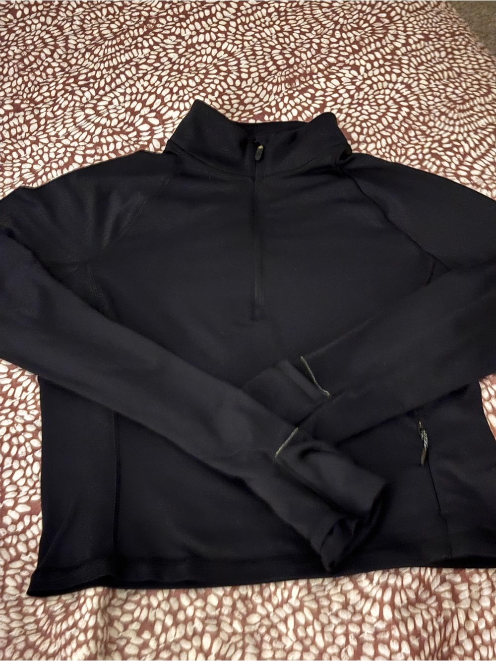 SALE! Lululemon It’s Rulu Half Zip in Black 🖤